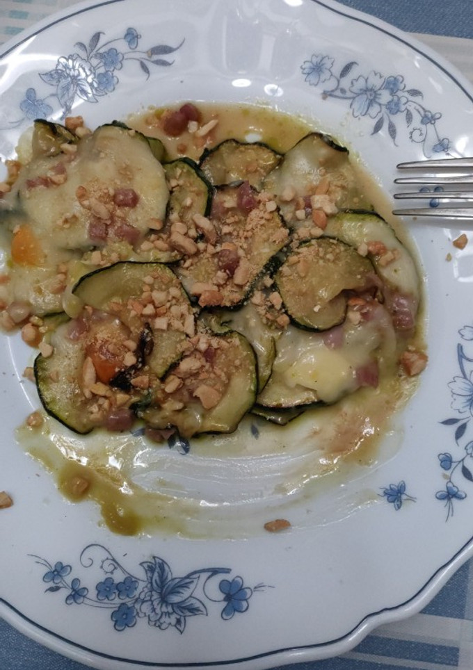 Una foto de Calabacín gratinado