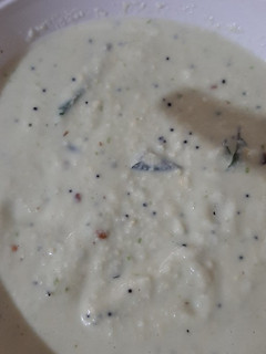 A picture of Restaurant style coconut chutney.