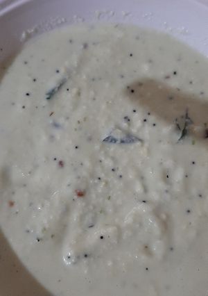 A picture of Restaurant style coconut chutney.