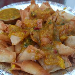 Mini Samosa with Aloo Chutney A picture of Mini Samosa with Aloo Chutney.