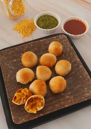 મગ ની દાળ કચોરી ઈન એરફ્રાય(moong dal kachori in Airfry) રેસીપી મુખ્ય ફોટો