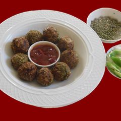 Moong dal pakoda/pakora A picture of Moong dal pakoda/pakora.