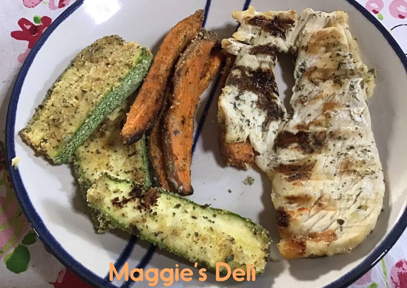 Calabacines, camote y pollo asado Maggie’s