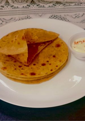 A picture of Sattu Parathe.