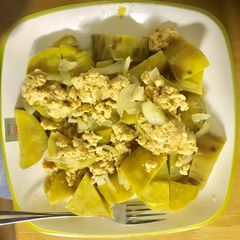 Sweet potatoe with egg sauce A picture of Sweet potatoe with egg sauce.