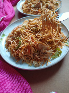 মিক্সড চাউমিন (Mixed chow mein recipe in Bengali) রেসিপির প্রধান ছবি