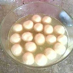 A picture of Rasgulla.