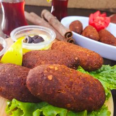A picture of Kibbeh.