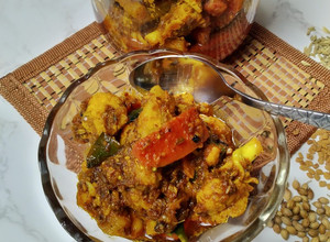 A picture of Mixed Veg pickle.