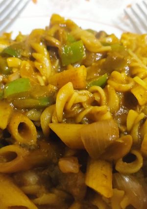 A picture of Vegetable BBQ pasta.