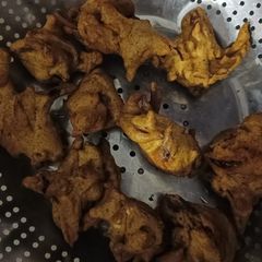 A picture of Onion pakore.