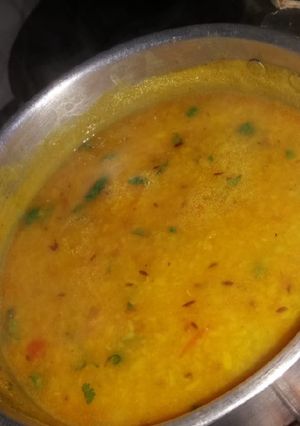 A picture of Yellow moong dal.