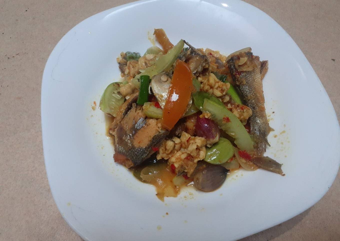 Pesmol bandeng presto dan tempe