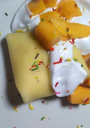 A picture of Mango crepes 😋.