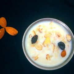 A picture of Famous south indian delicious Aval payasam.
