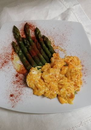 Foto di Asparagi con briciole di uova