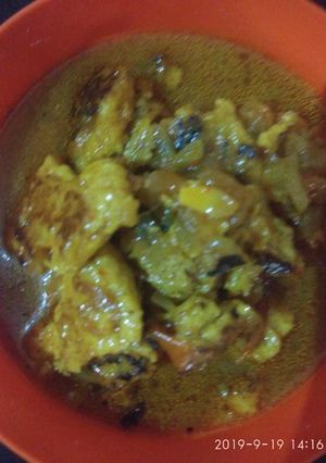 A picture of Basen ke chilla ki vegetable.