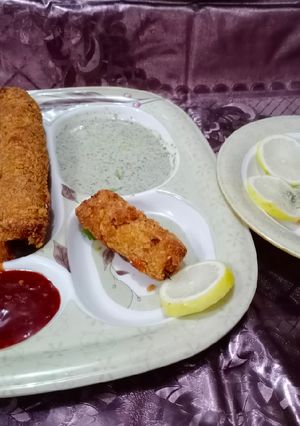 A picture of Tandoori chicken rolls up.
