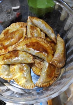 Una foto de Empanadillas al horno de carne de vacuno y más 😍❤️✨