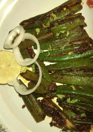 A picture of Bharwan Bhindi Saak.