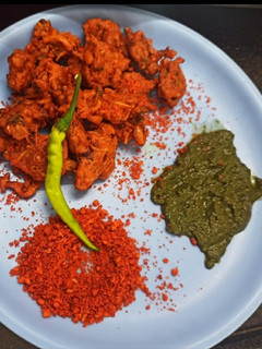 ઓનિયન ભજીયા (Onion Bhajiya Recipe In Gujarati) રેસીપી મુખ્ય ફોટો