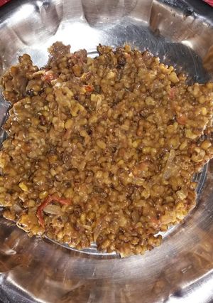A picture of Egg tadka.