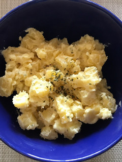 Una foto de Papas con mayonesa para celebrar con Chile🇨🇱