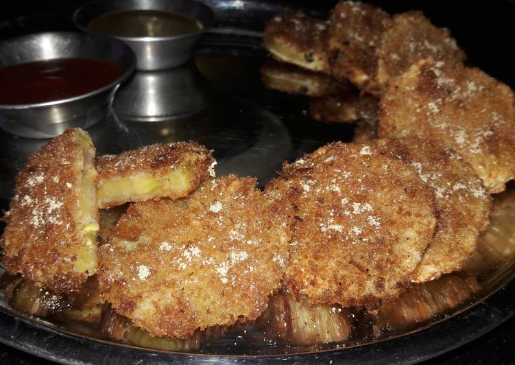 Steps to Prepare Homemade Fried green tomatoes