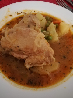 Una foto de Pollo estofado