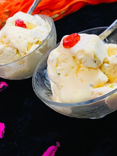 मैंगो आइसक्रीम (Mango Icecream recipe in hindi) रेसिपी मुख्य फोटो