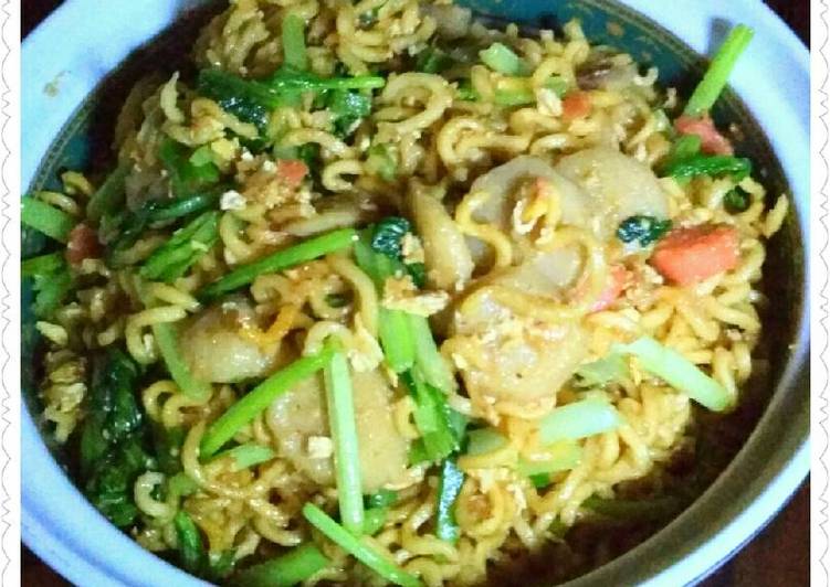 Resep Mie Goreng Spesial oleh meylani - Cookpad