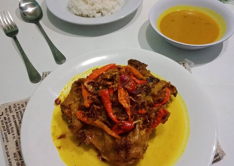 Masakan Unik Ayam Lodho Ala Restoran