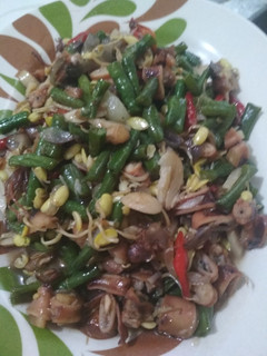 Foto resep Tumis Cumi Asin Kacang Panjang