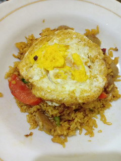 Foto resep Nasi Goreng Telur Bakso (pedas Manis)