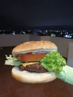 Una foto de Hamburguesa de res (preparadas en familia)
