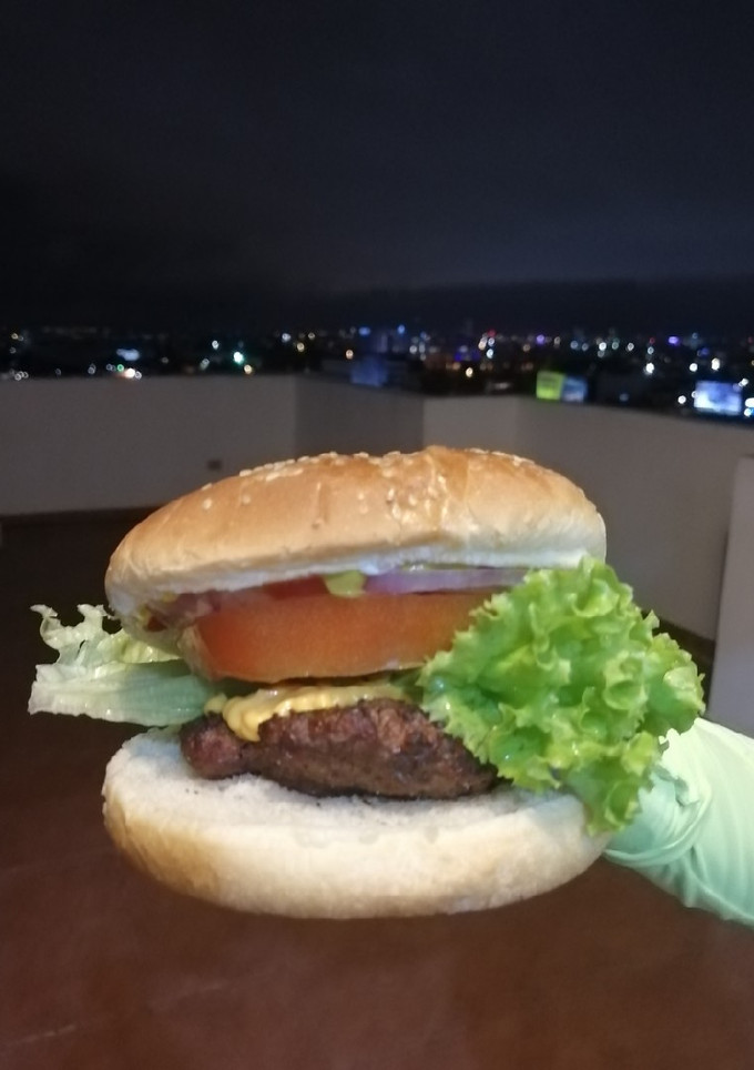 Una foto de Hamburguesa de res (preparadas en familia)
