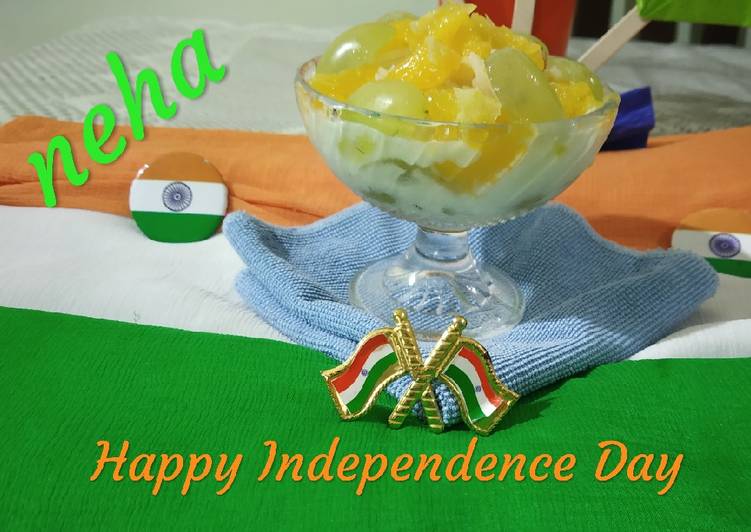 Recipe of Any-night-of-the-week Tricolor Fruits Custard