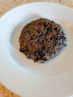 Una foto de Hamburguesas de frijoles negros/ habichuelas negras (vegan)