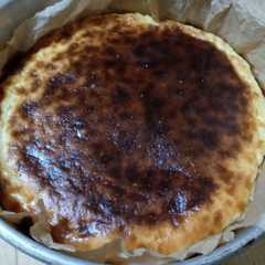 A picture of Torta San Sebastián o Torta Vasca.