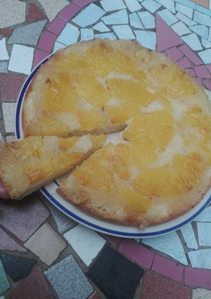 Una foto de Torta invertida de ananá sin manteca y súper económica