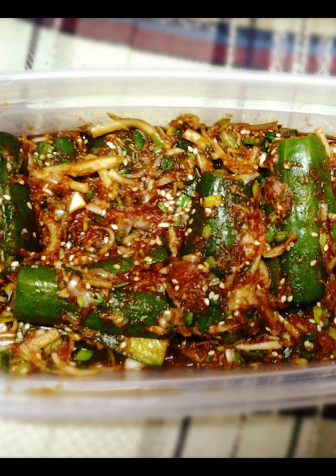 A picture of cucumber kimchi.