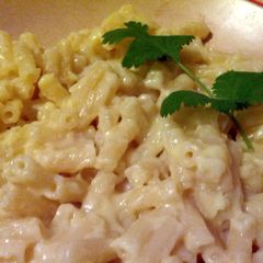 A picture of Dewhurst's Simple Cheese Sauce.