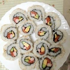 A picture of Amazingly Delicious California Rolls.