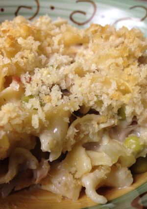 A picture of Tuna Casserole.