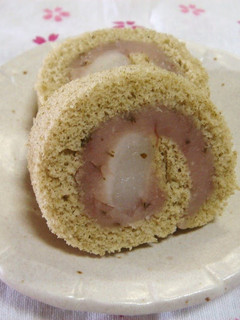A picture of Cherry Blossom Sweet Bean Paste Roll Cake.
