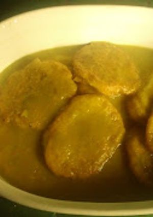 Una foto de Tortas de nopal con camarones secos