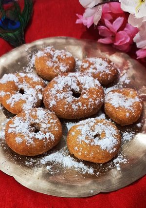 মথুড়া কেক (mathura cake recipe in Bengali) রেসিপির প্রধান ছবি