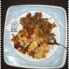 A picture of Plantain,egg and chicken.