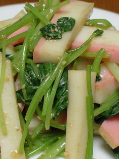A picture of Kamaboko and Mitsuba Tossed in Wasabi-Soy Sauce.