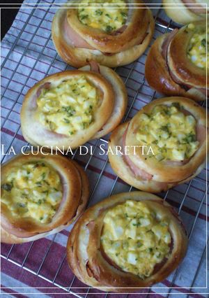A picture of Ham and Tartare Sauce Bread Boats.